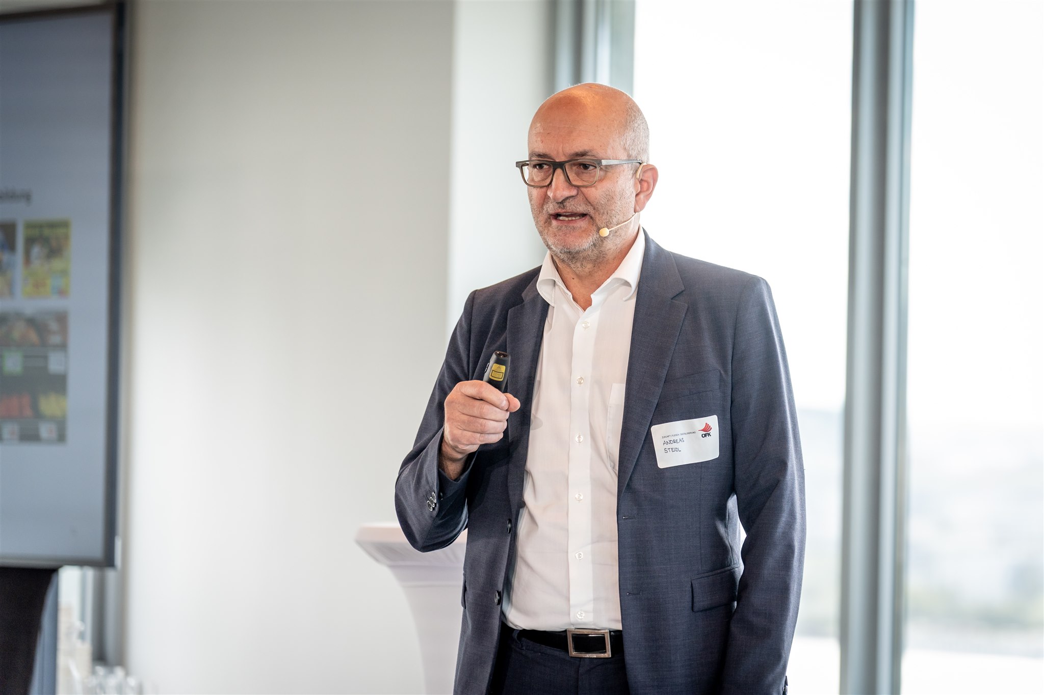 ÖFK Branchentreff 2024 ÖFK-Branchentreff 2024 mit Gästen im Veranstaltungsraum